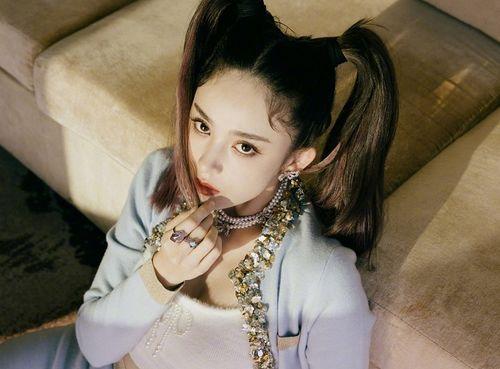 娱乐吃瓜姐娜扎,娱乐圈的瓜田女王，揭秘明星背后的故事