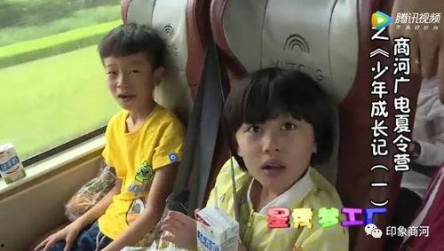 娱乐吃瓜酱小男孩视频,萌态百出，笑料连连